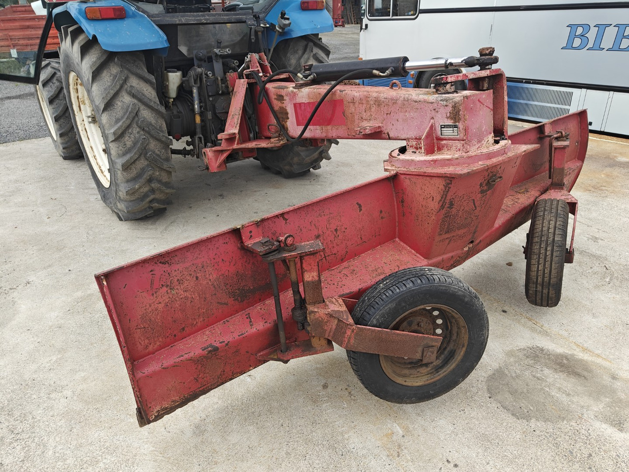 VM 300 JH perälevy - Technik für Bodenbearbeitung: das Bild 3 VM 300 JH perälevy - Technik für Bodenbearbeitung: das Bild 3