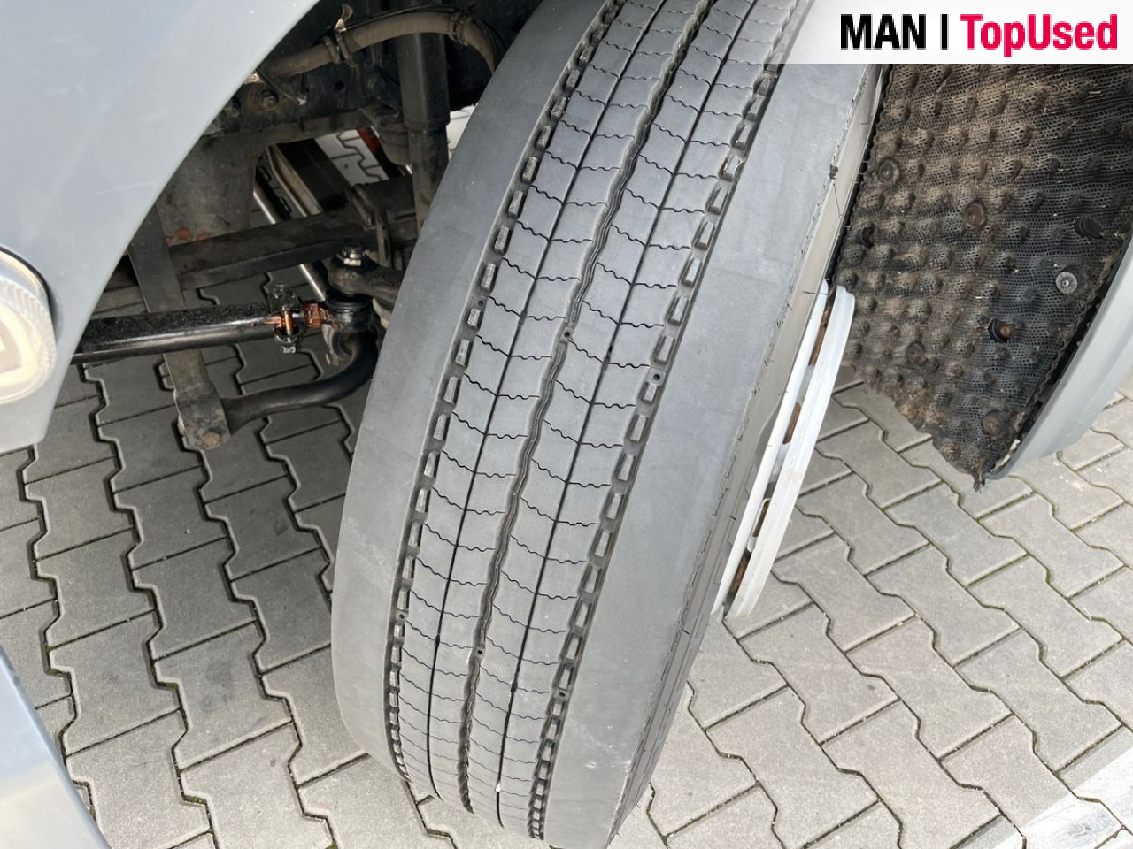 MAN TGX 18.470 4x2 BL SA Euro6 Retarder Klima ZV - Sattelzugmaschine: das Bild 2 MAN TGX 18.470 4x2 BL SA Euro6 Retarder Klima ZV - Sattelzugmaschine: das Bild 2