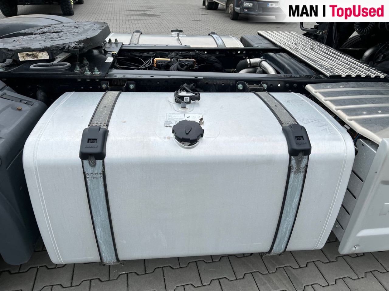 MAN TGX 18.470 4x2 BL SA Euro6 Retarder Klima ZV - Sattelzugmaschine: das Bild 5 MAN TGX 18.470 4x2 BL SA Euro6 Retarder Klima ZV - Sattelzugmaschine: das Bild 5