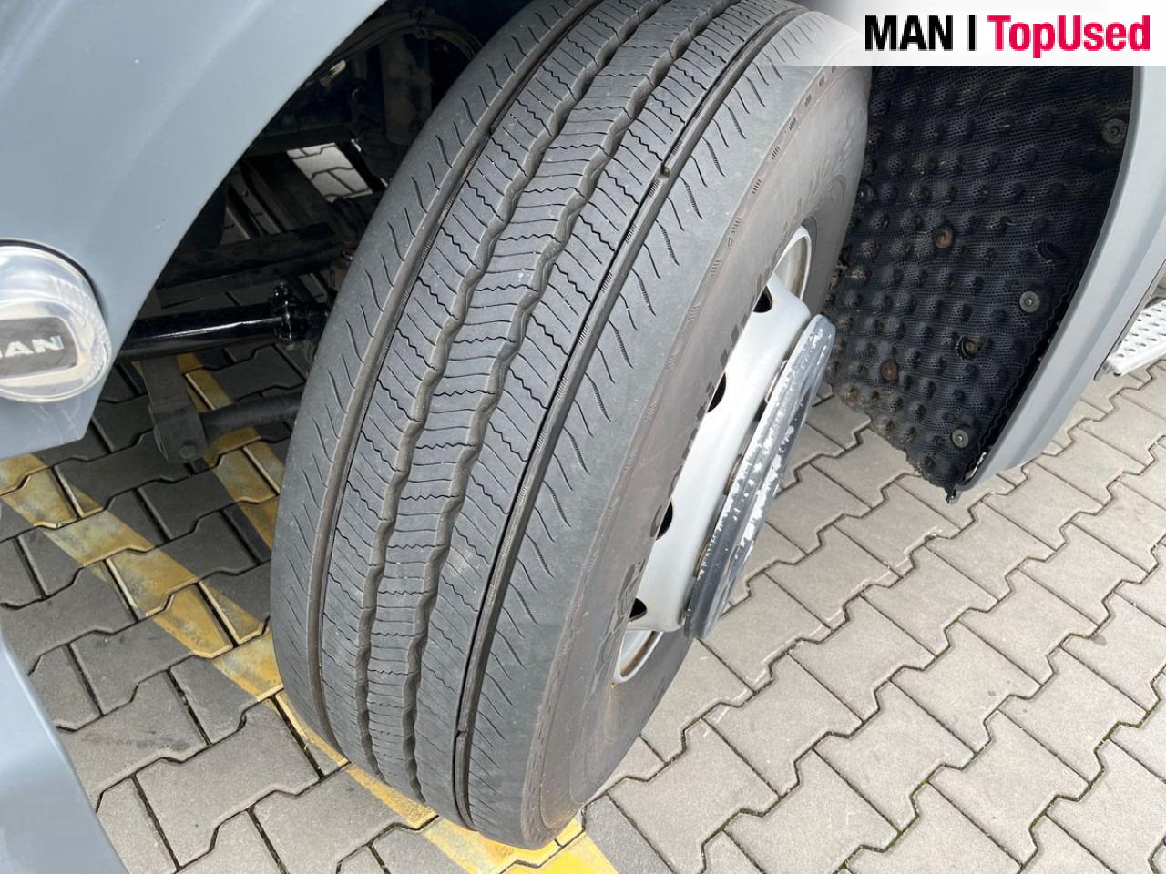 MAN TGX 18.470 4x2 BL SA Euro6 Retarder Klima ZV - Sattelzugmaschine: das Bild 2 MAN TGX 18.470 4x2 BL SA Euro6 Retarder Klima ZV - Sattelzugmaschine: das Bild 2