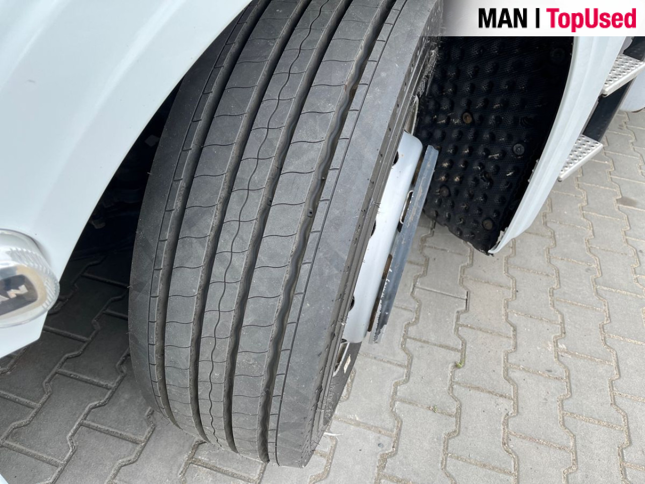 MAN TGX 18.470 4x2 LL SA Euro6 Retarder Klima ZV - Sattelzugmaschine: das Bild 3 MAN TGX 18.470 4x2 LL SA Euro6 Retarder Klima ZV - Sattelzugmaschine: das Bild 3