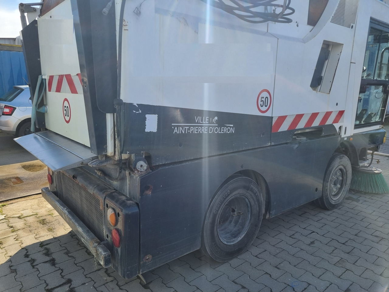 SCHMIDT Cleango compact sweeper 400 - Kehrmaschine: das Bild 3 SCHMIDT Cleango compact sweeper 400 - Kehrmaschine: das Bild 3