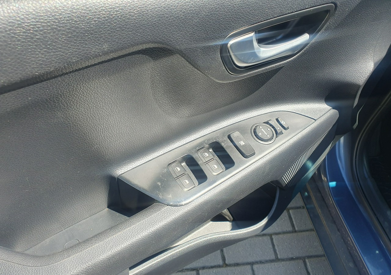 Schrägheck Kia Stonic bogate wyposażenie *: das Bild 12