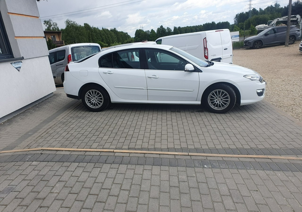 Renault Laguna III niski przebieg * zadbana *ładny stan* - Schrägheck: das Bild 5 Renault Laguna III niski przebieg * zadbana *ładny stan* - Schrägheck: das Bild 5