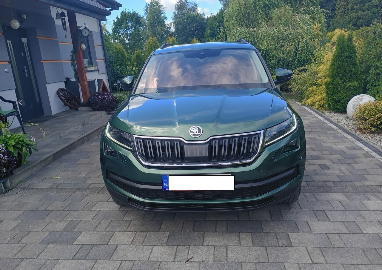 Skoda Kodiaq Skoda Kodiaq Skoda Kodiaq 2.0 4x4 Wersja Drive na 125 lecie - SUV/ Geländewagen: das Bild 2 Skoda Kodiaq Skoda Kodiaq Skoda Kodiaq 2.0 4x4 Wersja Drive na 125 lecie - SUV/ Geländewagen: das Bild 2