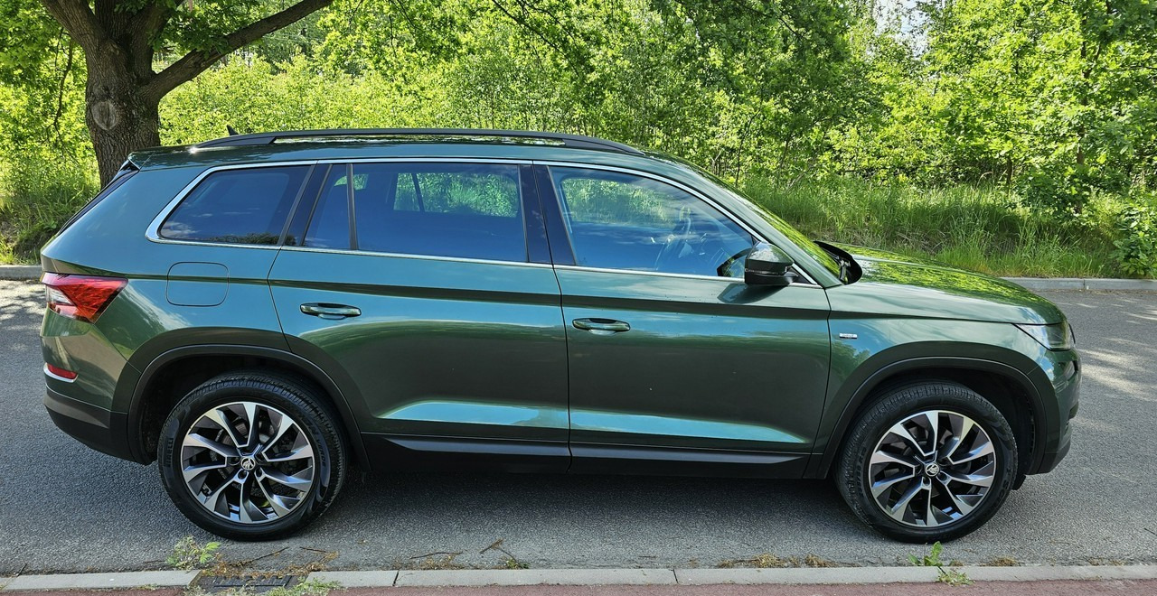 Skoda Kodiaq Skoda Kodiaq Skoda Kodiaq 2.0 4x4 Wersja Drive na 125 lecie - SUV/ Geländewagen: das Bild 3 Skoda Kodiaq Skoda Kodiaq Skoda Kodiaq 2.0 4x4 Wersja Drive na 125 lecie - SUV/ Geländewagen: das Bild 3
