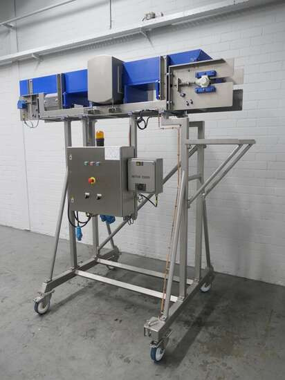 Boldt Mettler Toledo metal detector BFCM 12.07 - Lebensmittelmaschine: das Bild 4 Boldt Mettler Toledo metal detector BFCM 12.07 - Lebensmittelmaschine: das Bild 4