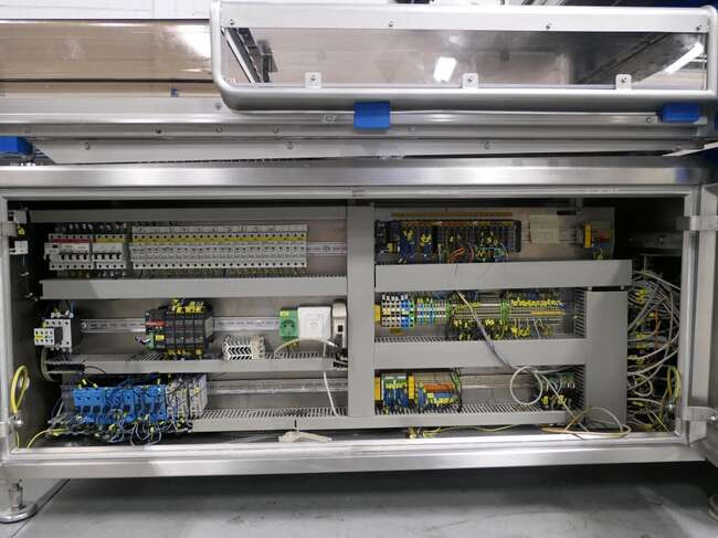 Verpackungsmaschine Sealpac traysealer A10: das Bild 13