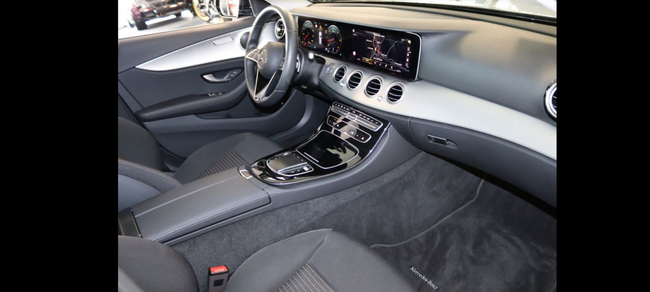 Kombi Mercedes-Benz E 400 dT 4Matic Avant LED 9G-Tronic MBUX Widescreen E 400 dT 4Matic Avant LED 9G-Tronic MBUX Widescreen Business - Paket: das Bild 23