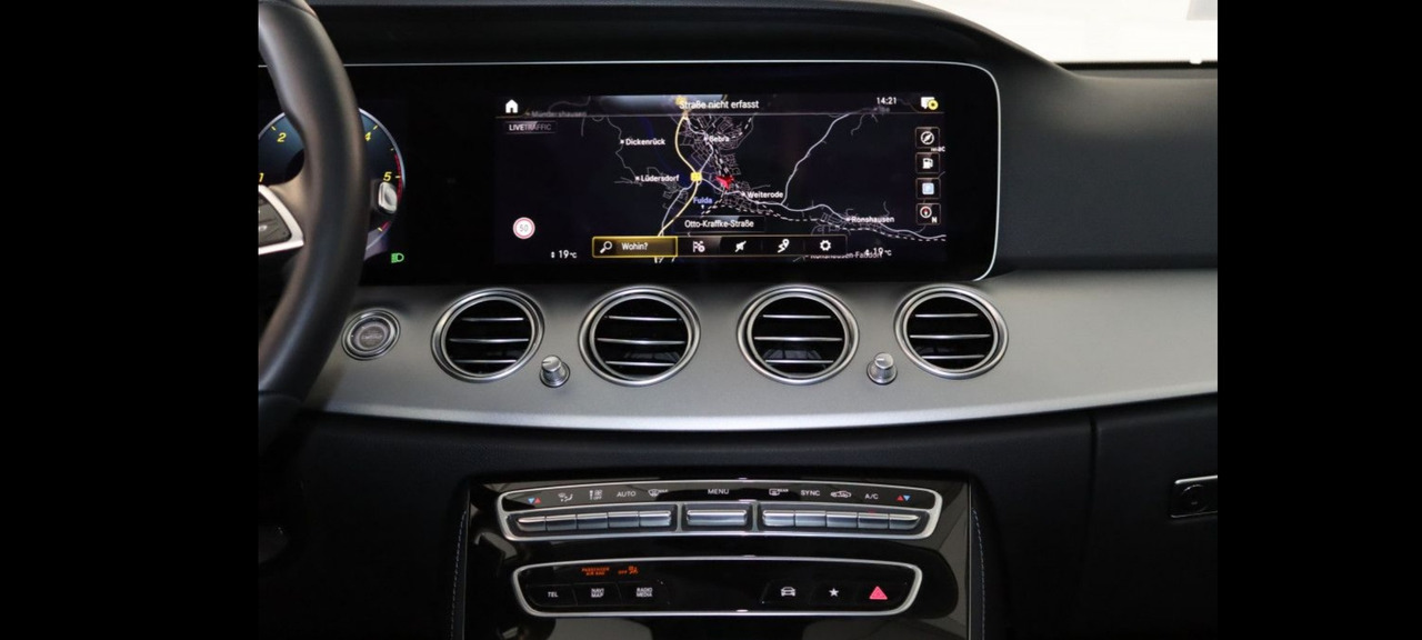 Kombi Mercedes-Benz E 400 dT 4Matic Avant LED 9G-Tronic MBUX Widescreen E 400 dT 4Matic Avant LED 9G-Tronic MBUX Widescreen Business - Paket: das Bild 20