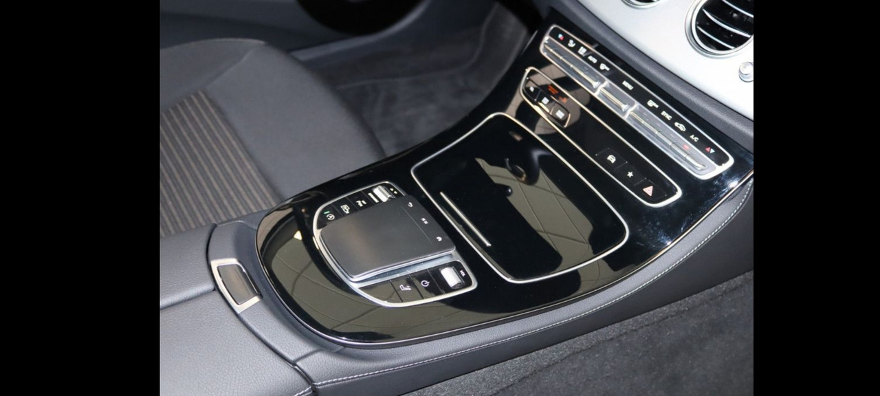 Kombi Mercedes-Benz E 400 dT 4Matic Avant LED 9G-Tronic MBUX Widescreen E 400 dT 4Matic Avant LED 9G-Tronic MBUX Widescreen Business - Paket: das Bild 19