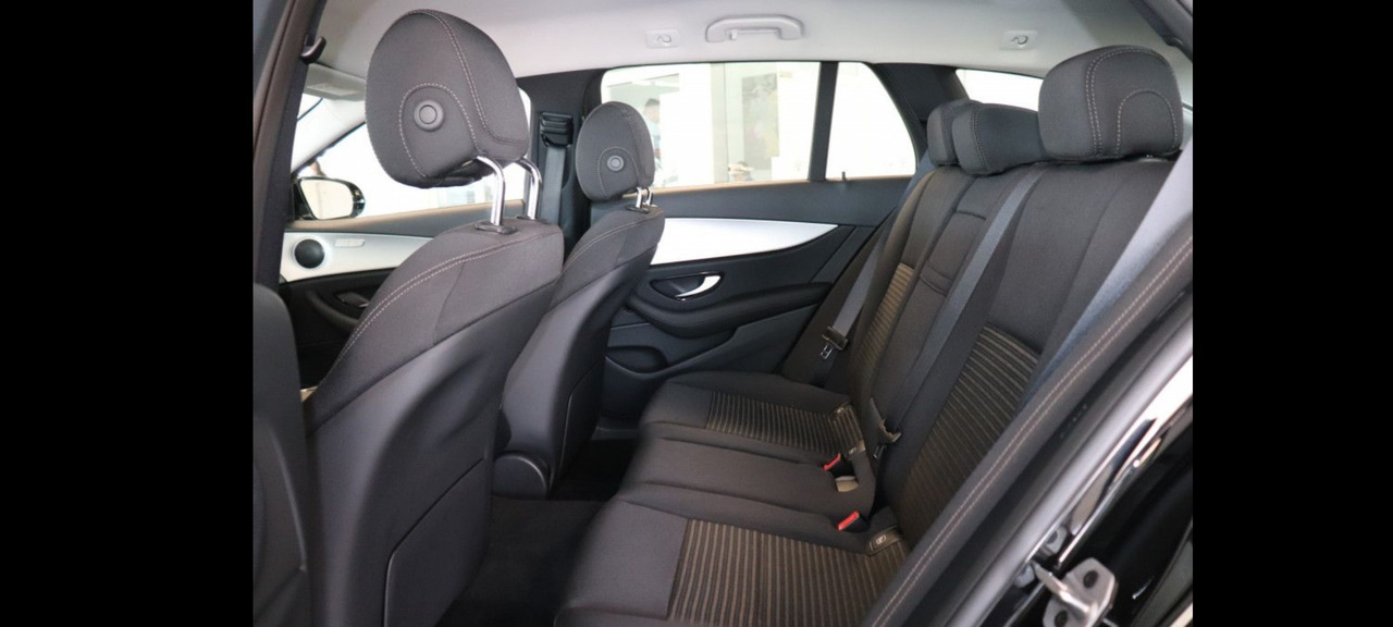 Kombi Mercedes-Benz E 400 dT 4Matic Avant LED 9G-Tronic MBUX Widescreen E 400 dT 4Matic Avant LED 9G-Tronic MBUX Widescreen Business - Paket: das Bild 26