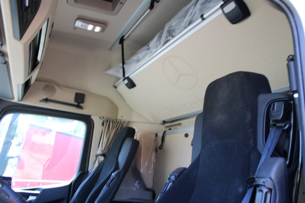 Leasing für Mercedes-Benz Actros 2542 NAVIGACE + PANAV (8,20m x 2,48m x 3m) Mercedes-Benz Actros 2542 NAVIGACE + PANAV (8,20m x 2,48m x 3m): das Bild 10 Leasing für Mercedes-Benz Actros 2542 NAVIGACE + PANAV (8,20m x 2,48m x 3m) Mercedes-Benz Actros 2542 NAVIGACE + PANAV (8,20m x 2,48m x 3m): das Bild 10