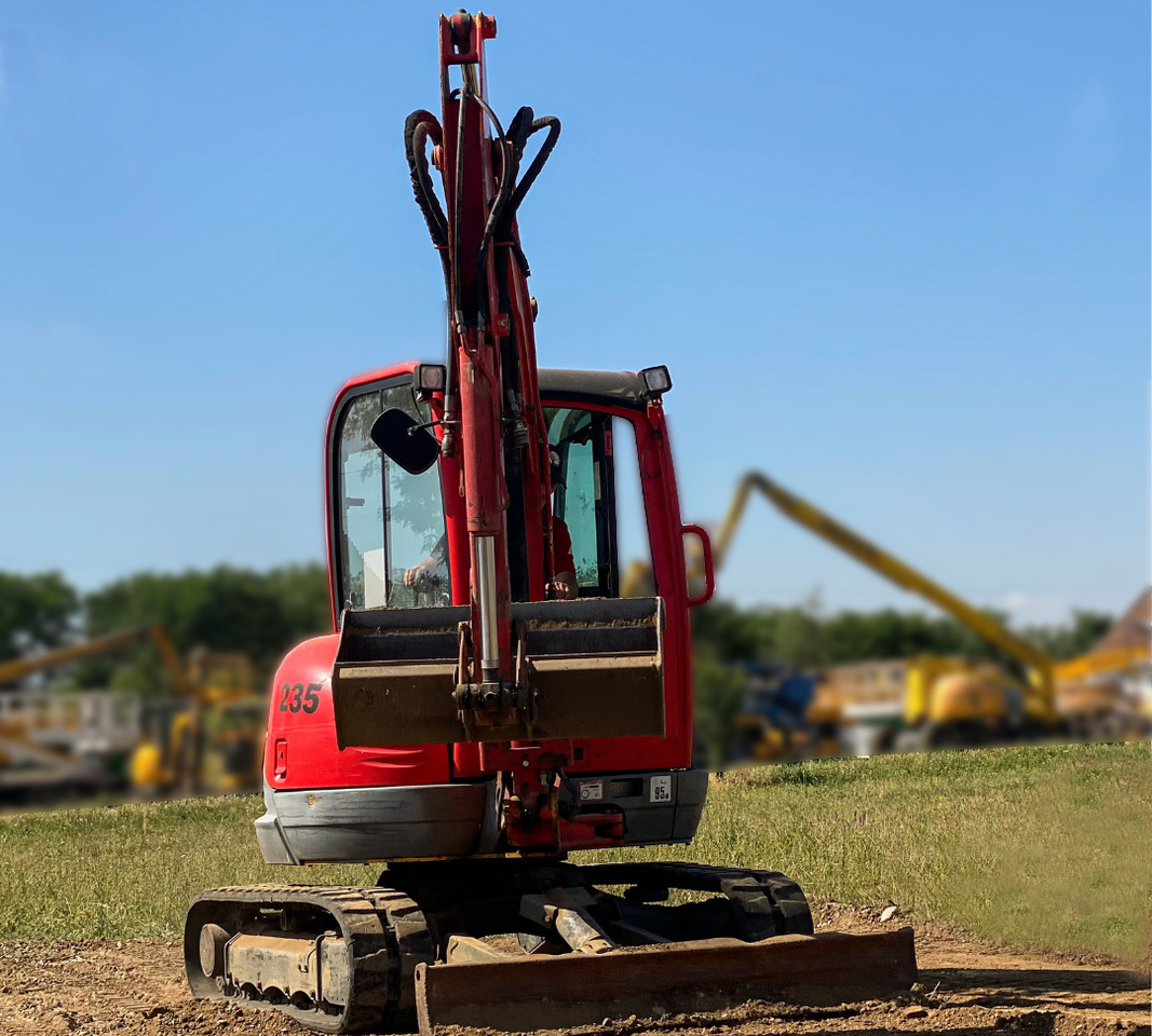 JCB - Minibagger: das Bild 1 JCB - Minibagger: das Bild 1