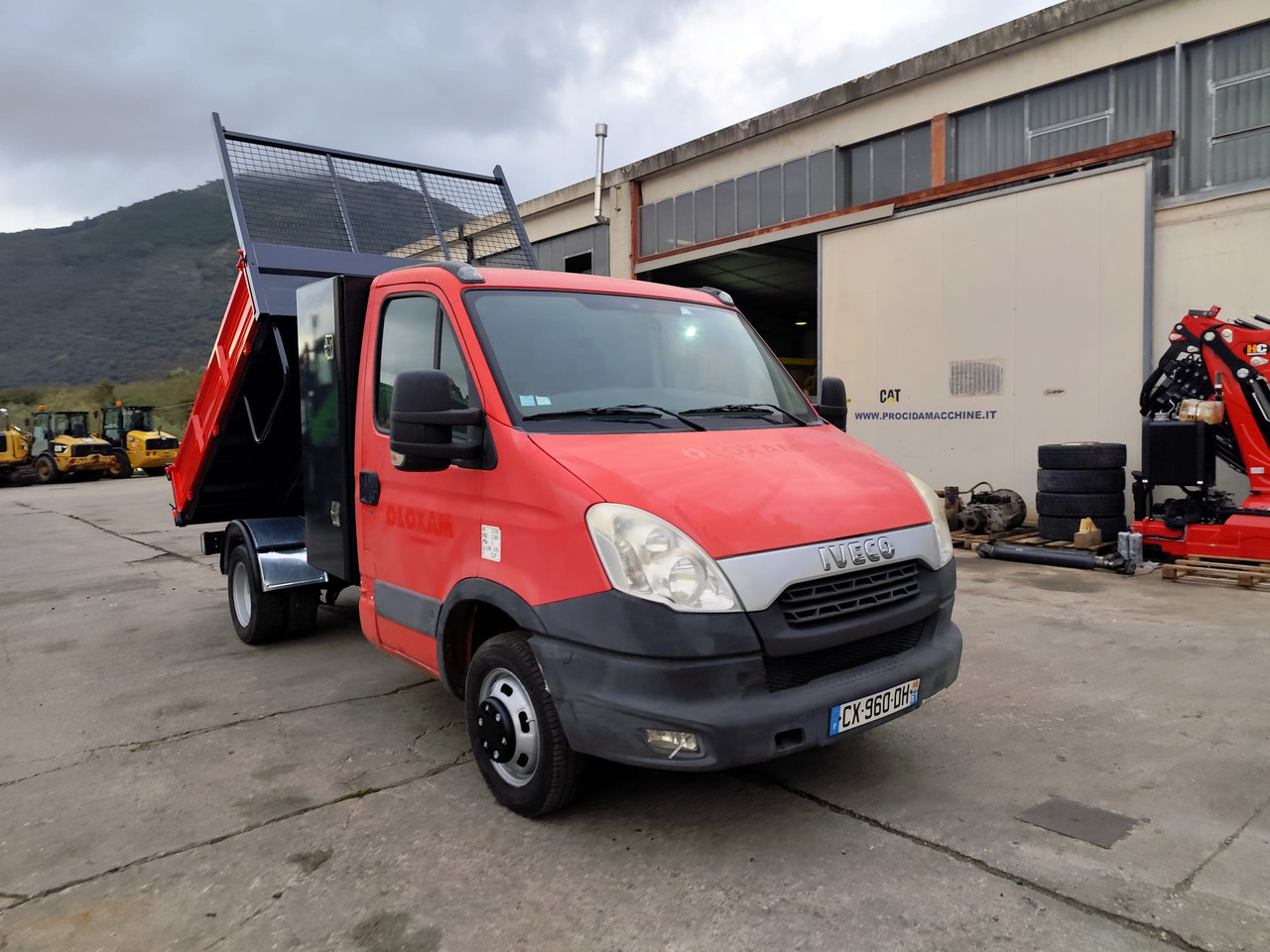 IVECO DAILY 35C13 - Kipper Transporter: das Bild 1 IVECO DAILY 35C13 - Kipper Transporter: das Bild 1