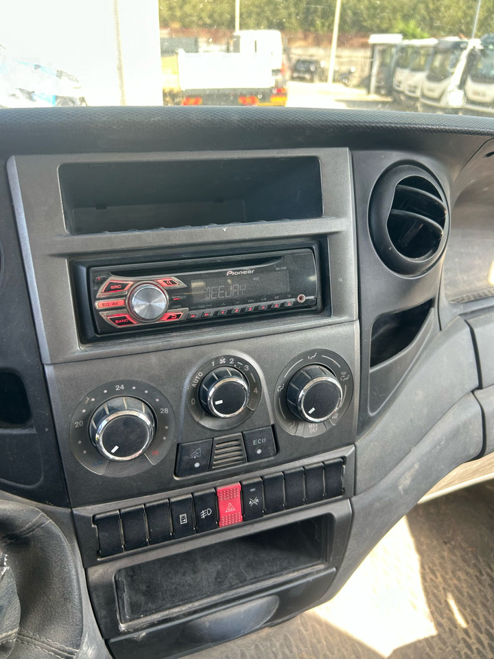 IVECO DAILY 35C13 - Kipper Transporter: das Bild 4 IVECO DAILY 35C13 - Kipper Transporter: das Bild 4