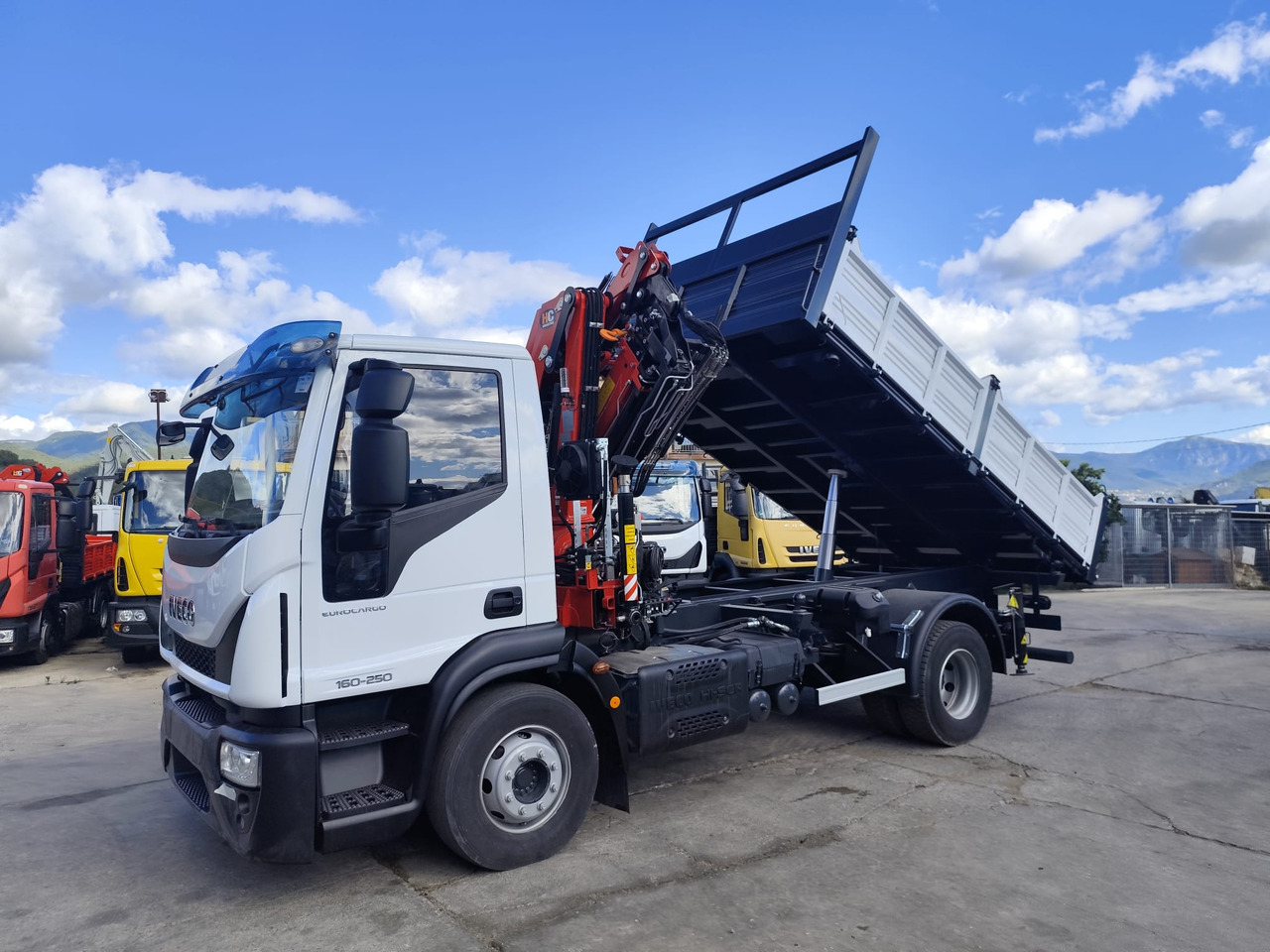 Autokran, Kipper IVECO EUROCARGO 160-250: das Bild 11