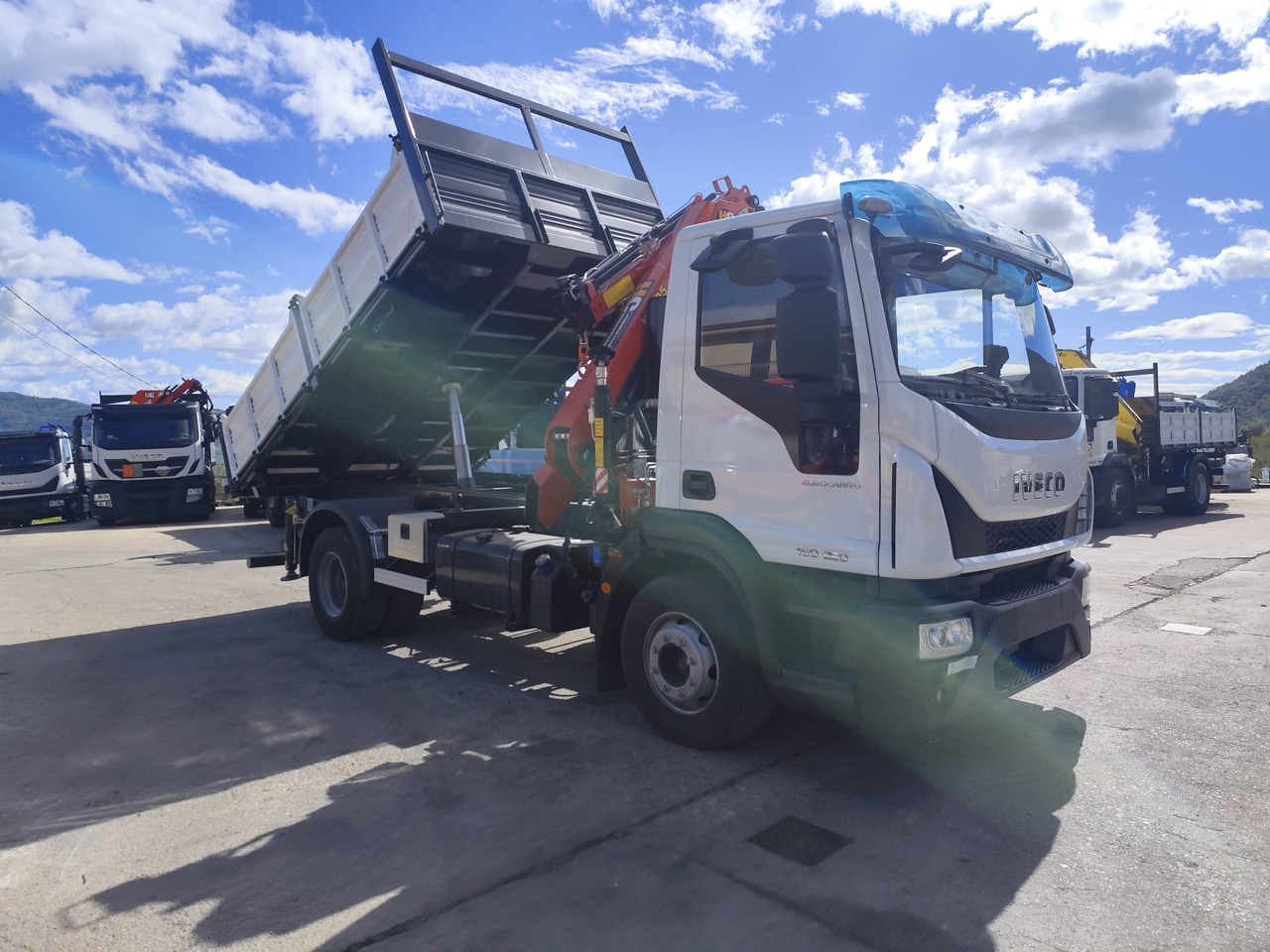 Autokran, Kipper IVECO EUROCARGO 160-250: das Bild 24