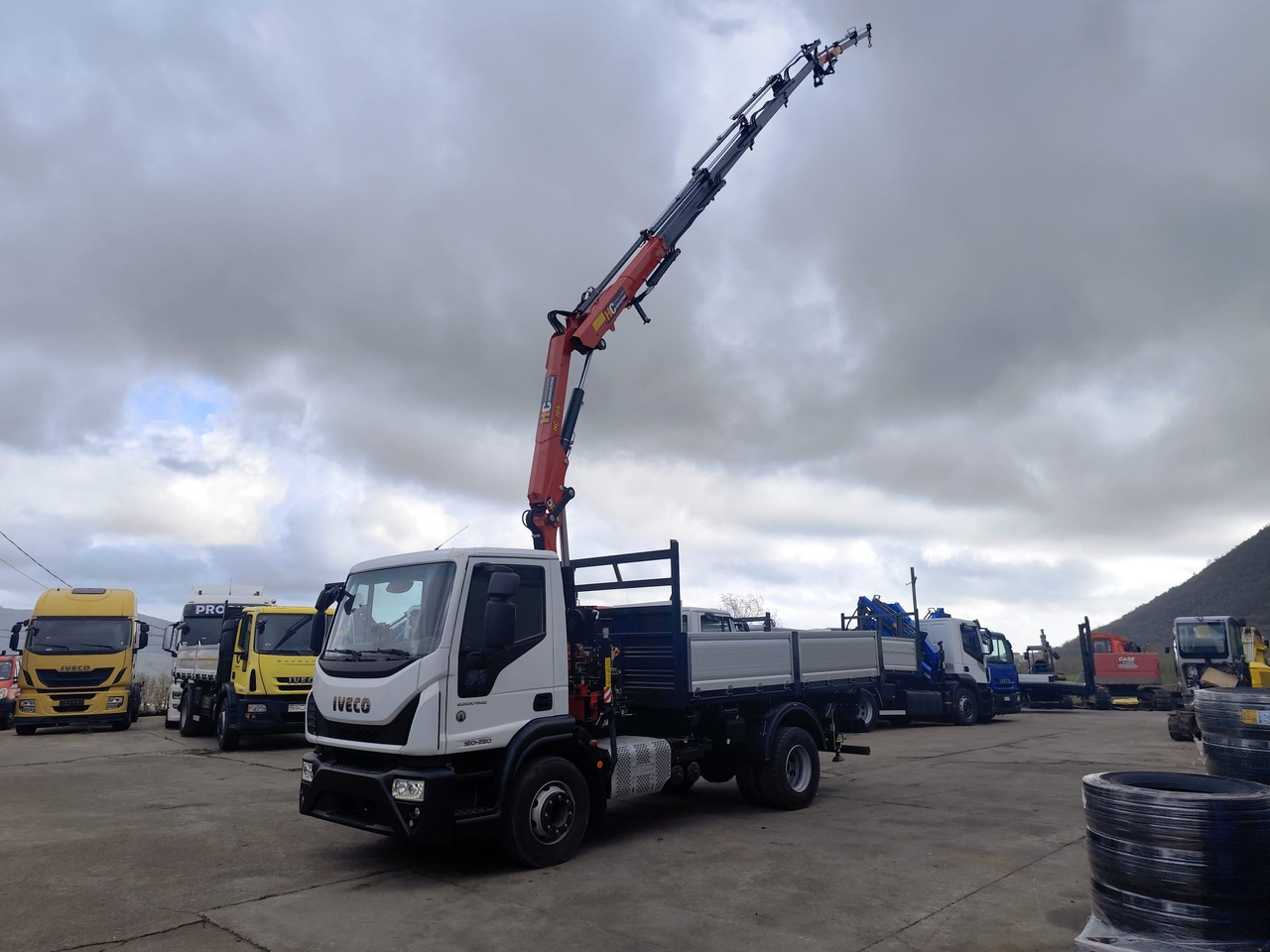 IVECO EUROCARGO 160-250 - Autokran: das Bild 1 IVECO EUROCARGO 160-250 - Autokran: das Bild 1