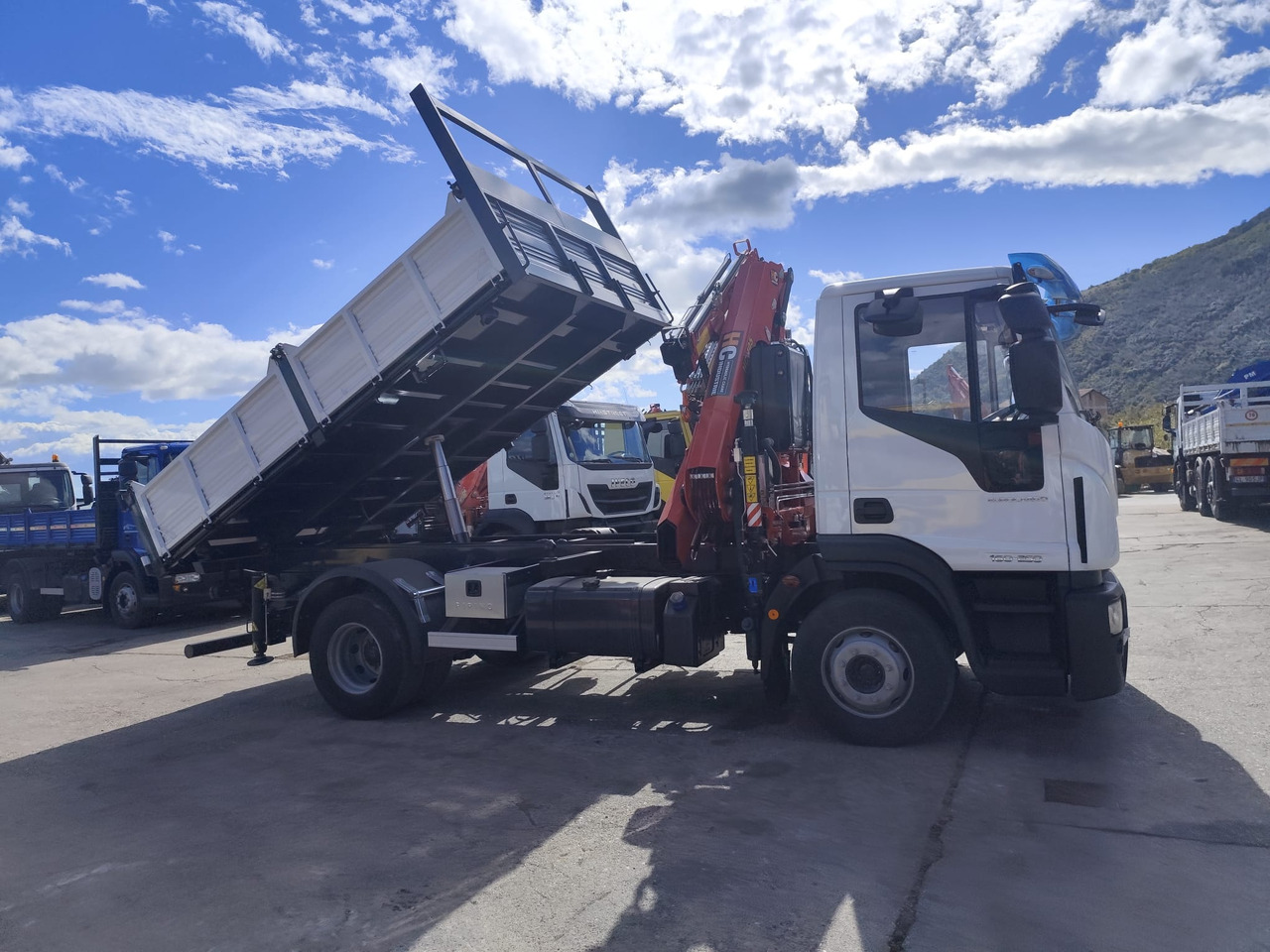 Autokran, Kipper IVECO EUROCARGO 160-250: das Bild 20