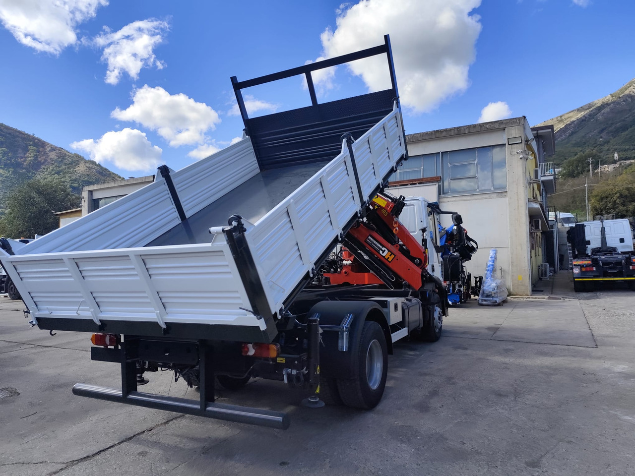 Autokran, Kipper IVECO EUROCARGO 160-250: das Bild 19