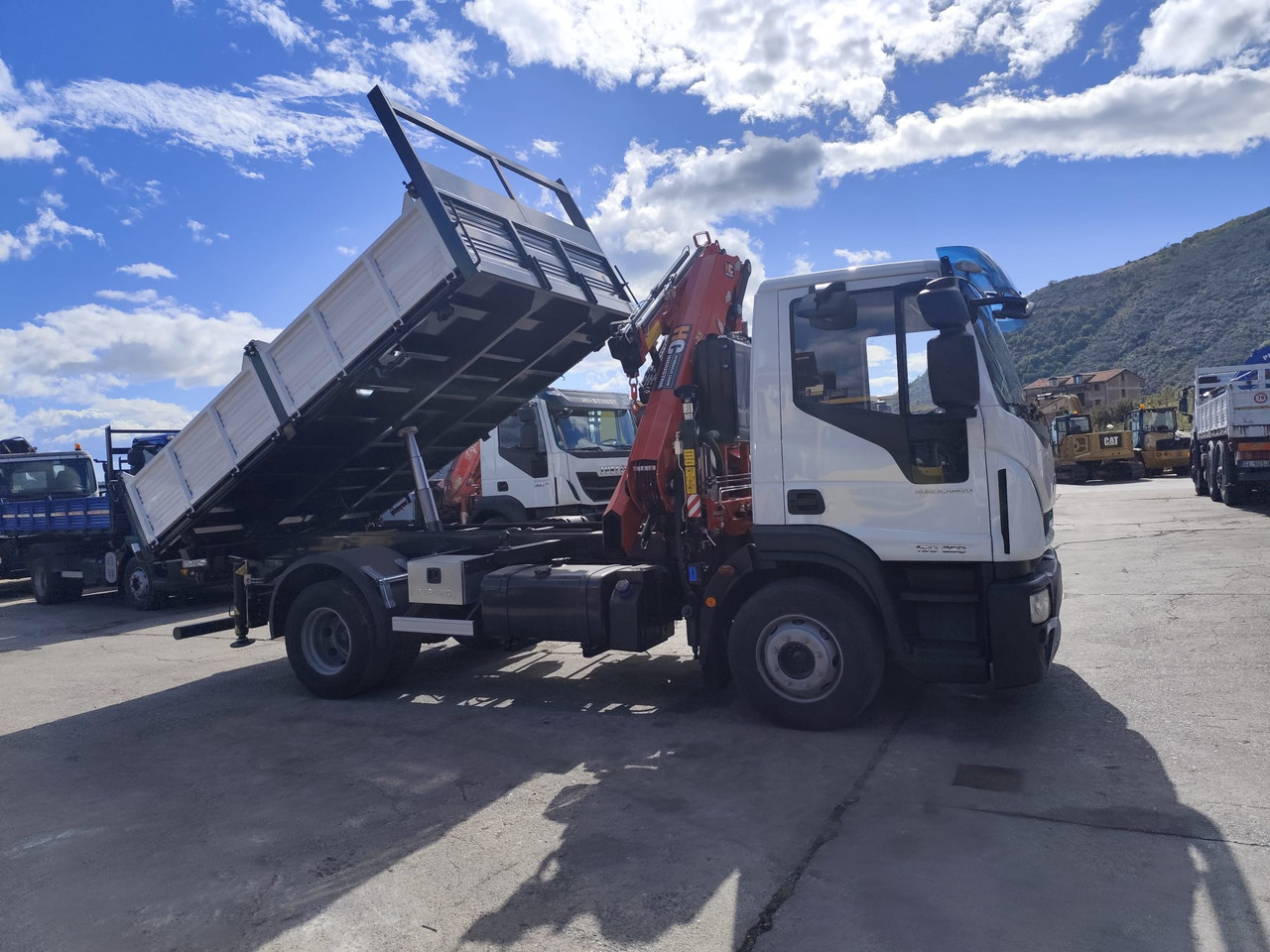 Autokran, Kipper IVECO EUROCARGO 160-250: das Bild 22