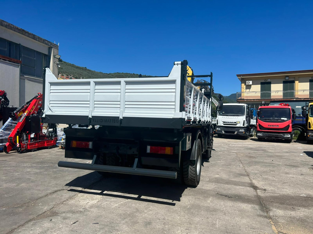 Autokran, Kipper IVECO EUROCARGO 160E28: das Bild 8