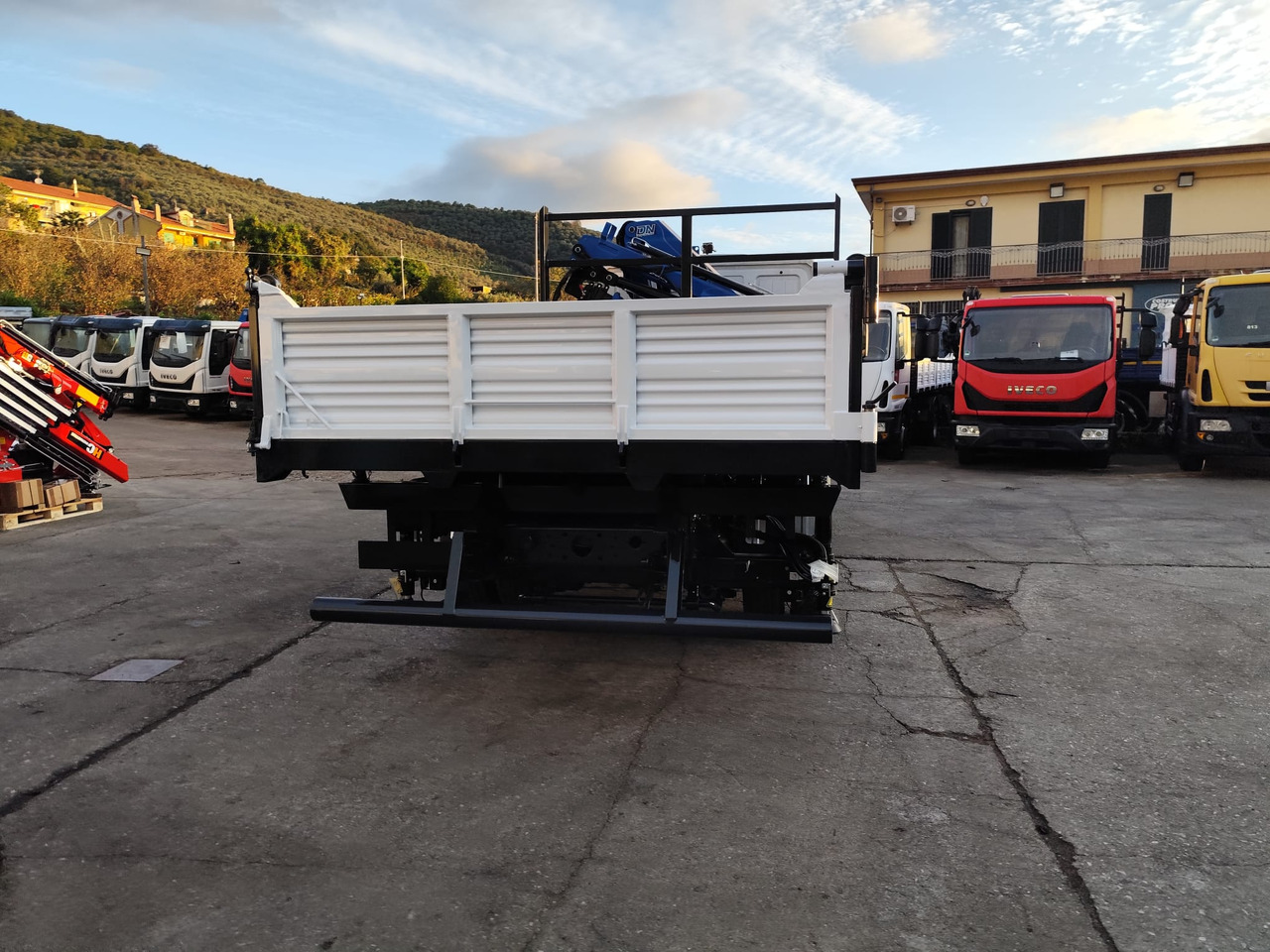 Leasing für IVECO EUROCARGO 80-210 IVECO EUROCARGO 80-210: das Bild 44 Leasing für IVECO EUROCARGO 80-210 IVECO EUROCARGO 80-210: das Bild 44