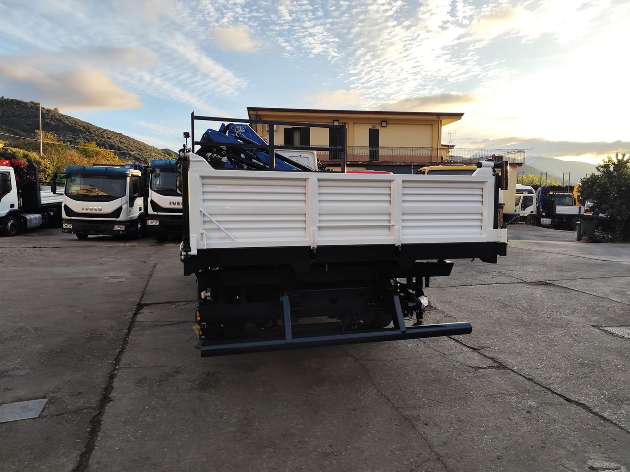 Leasing für IVECO EUROCARGO 80-210 IVECO EUROCARGO 80-210: das Bild 43 Leasing für IVECO EUROCARGO 80-210 IVECO EUROCARGO 80-210: das Bild 43