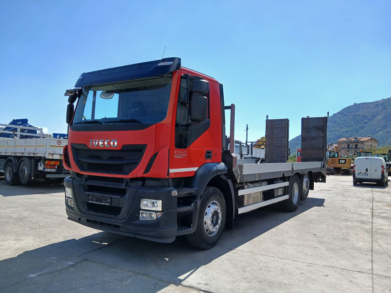 IVECO STRALIS 260S40 - Pritsche LKW: das Bild 4 IVECO STRALIS 260S40 - Pritsche LKW: das Bild 4