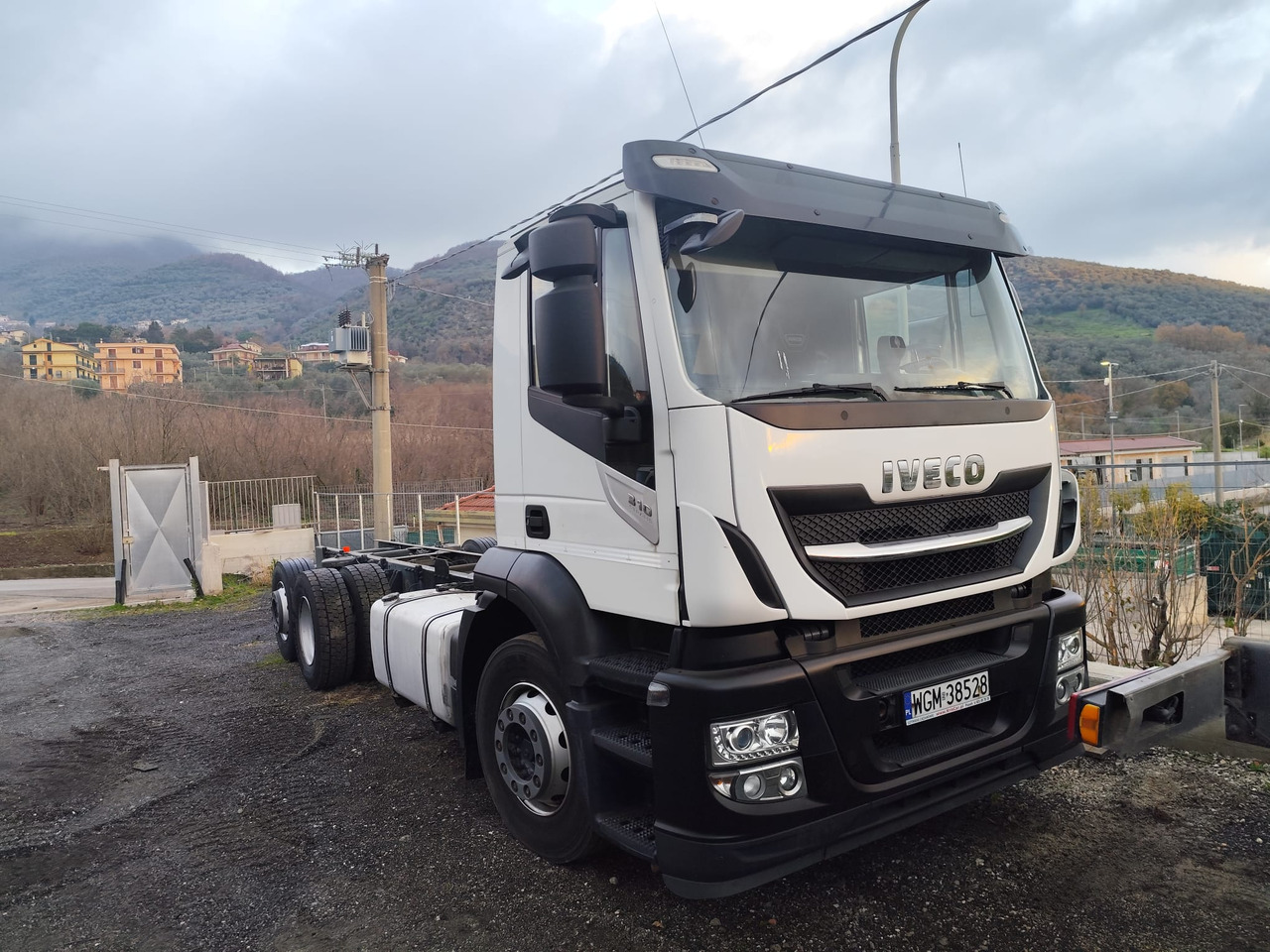 Fahrgestell LKW IVECO STRALIS AD 260S31 XP: das Bild 17