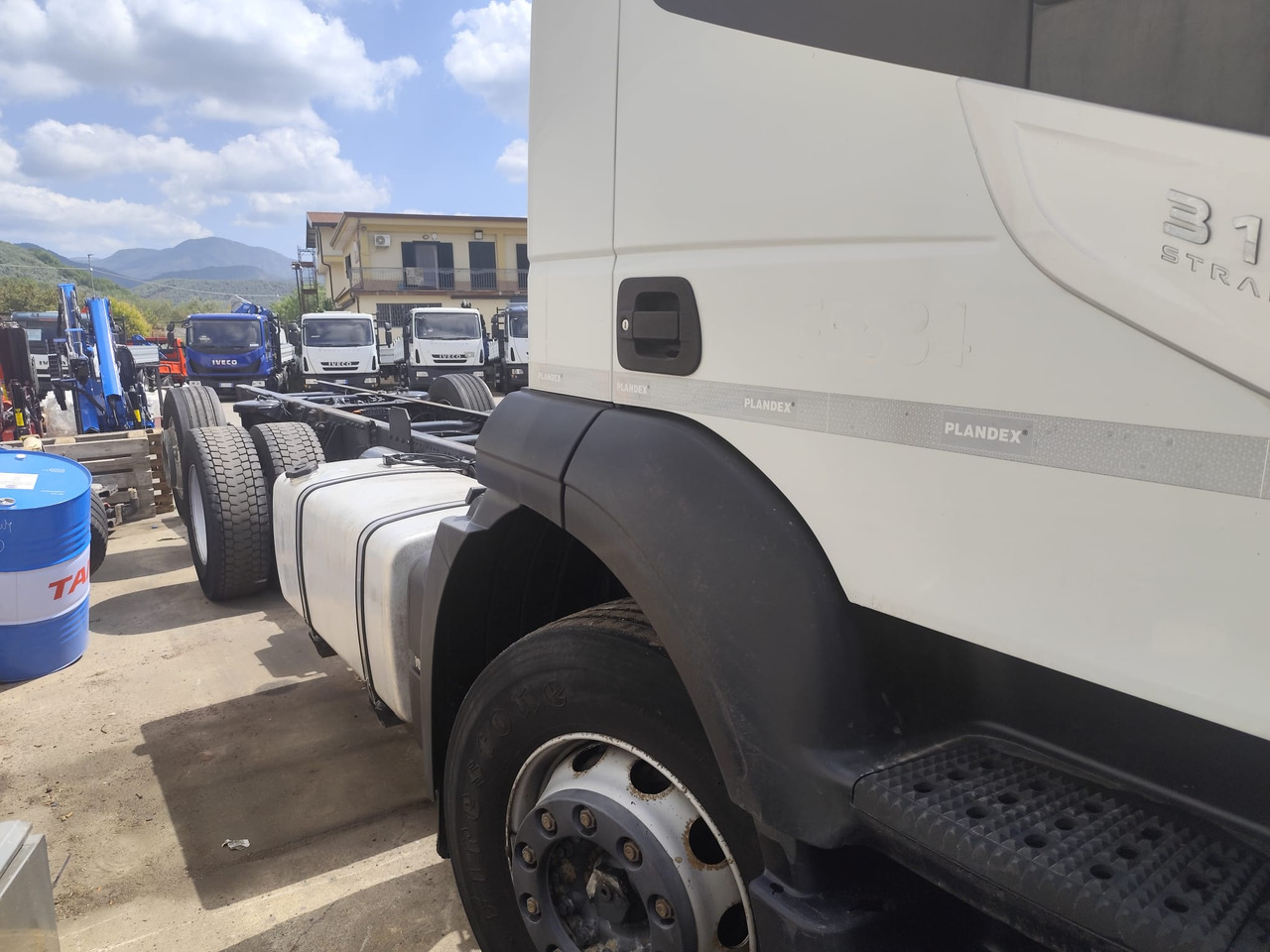 Fahrgestell LKW IVECO STRALIS AD 260S31 Y/P: das Bild 10