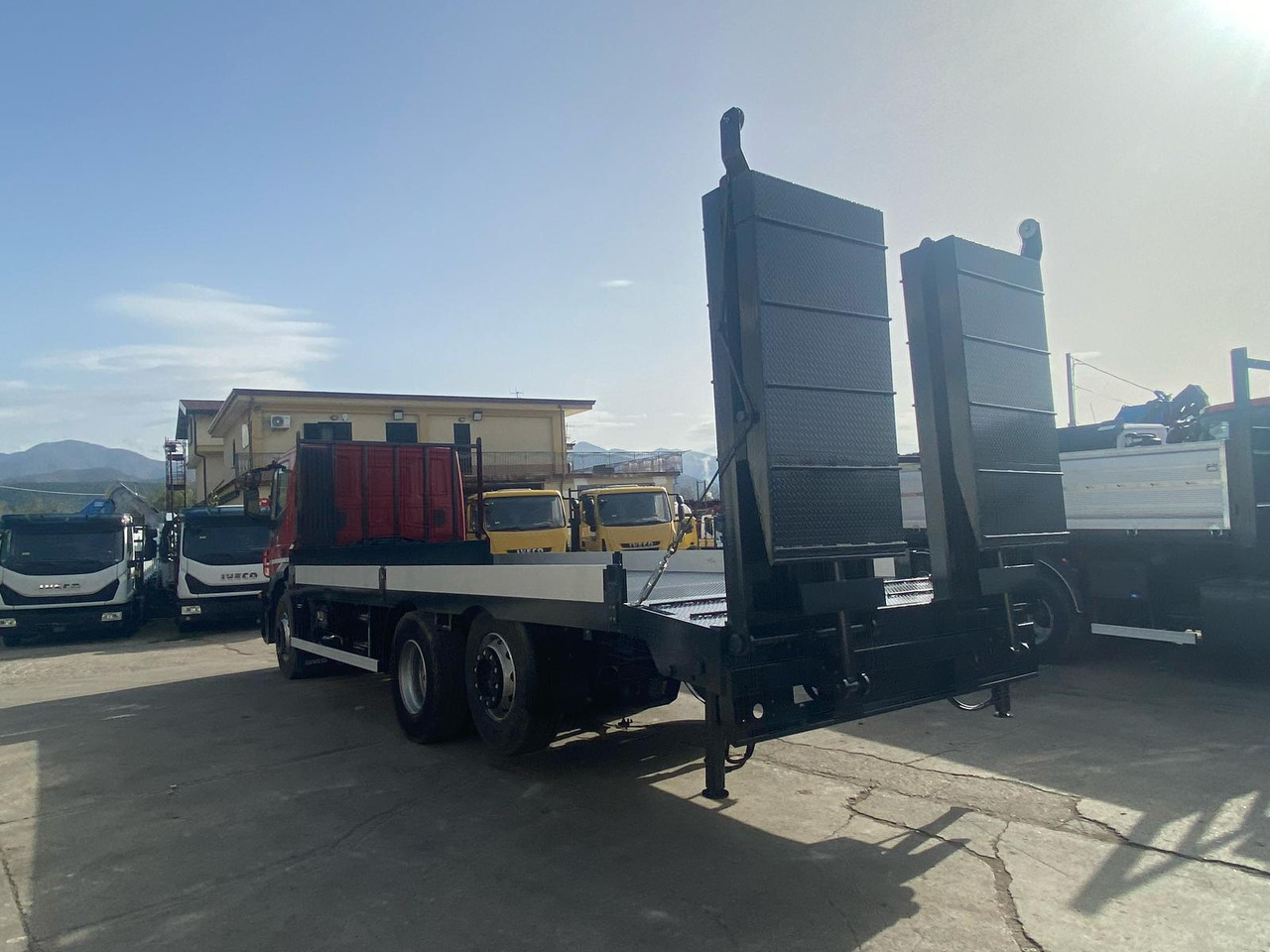 Pritsche LKW IVECO STRALIS CUBE 260S31: das Bild 25
