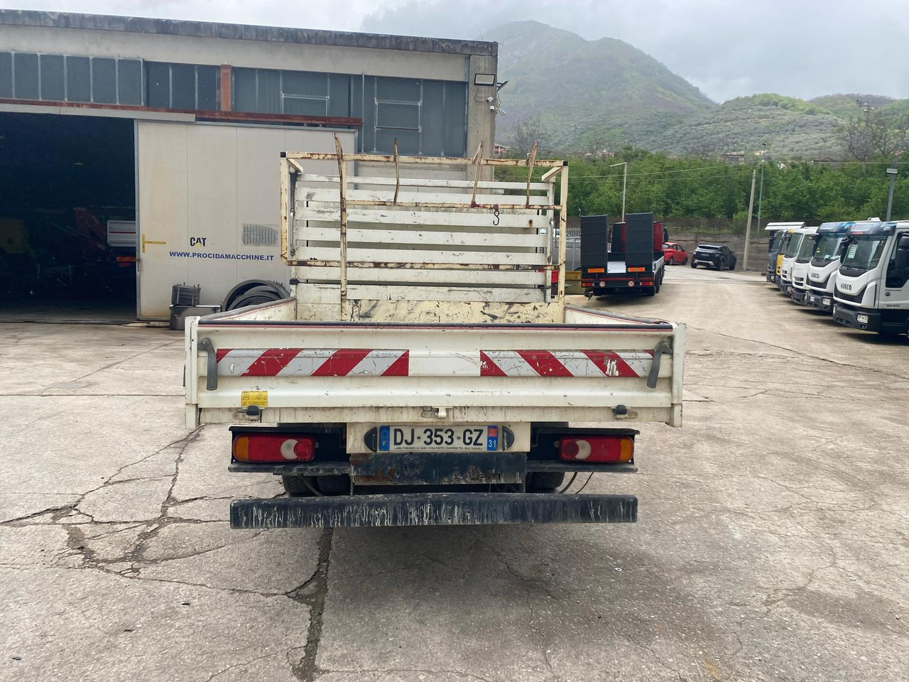 RENAULT MAXITY 140 DXI - Pritsche LKW: das Bild 2 RENAULT MAXITY 140 DXI - Pritsche LKW: das Bild 2