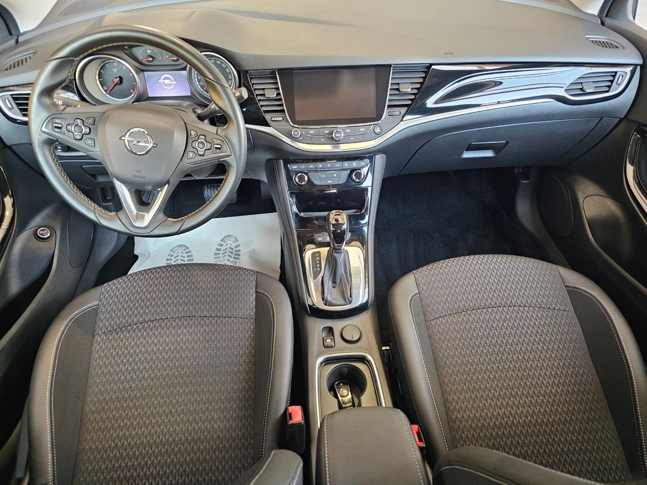 Kombi Opel Astra K Sports Tourer Innovation eHeckklappe: das Bild 9