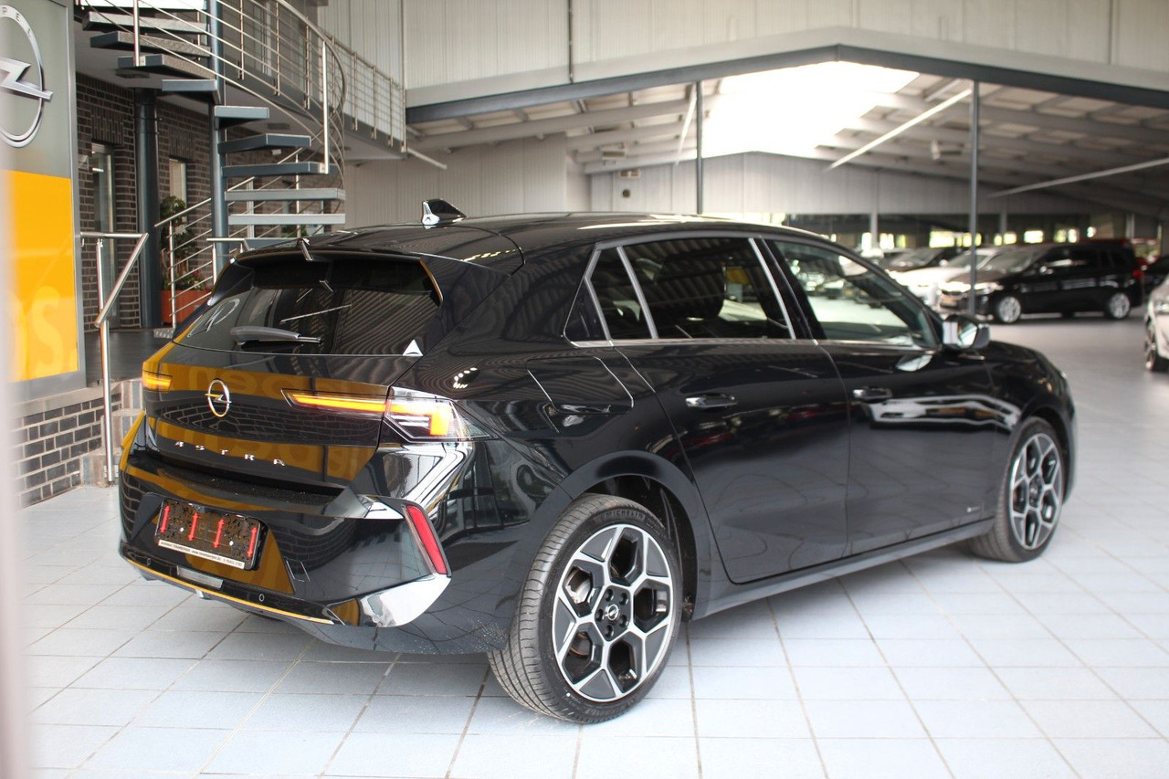 Opel Astra L 5-trg. Ultimate Schiebedach Alcantara - Limousine: das Bild 5 Opel Astra L 5-trg. Ultimate Schiebedach Alcantara - Limousine: das Bild 5