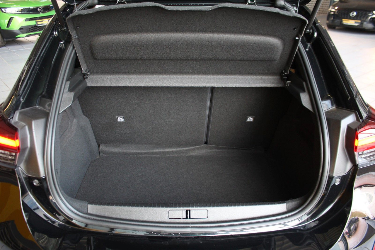 PKW Opel Corsa F GS Line Navi DAB 180°Kamera LED: das Bild 11