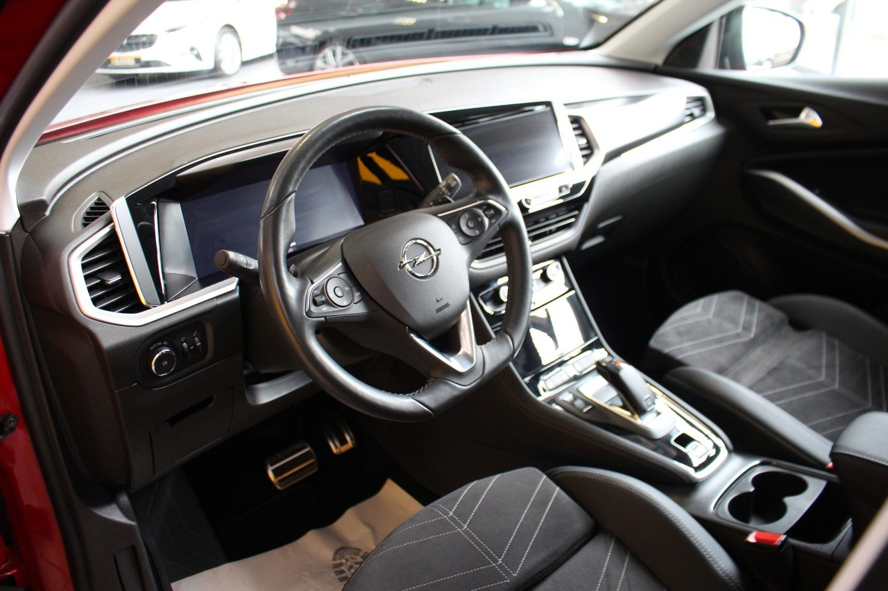 SUV/ Geländewagen Opel Grandland  GS Line Navi Kamera LED Sitzheizung: das Bild 8