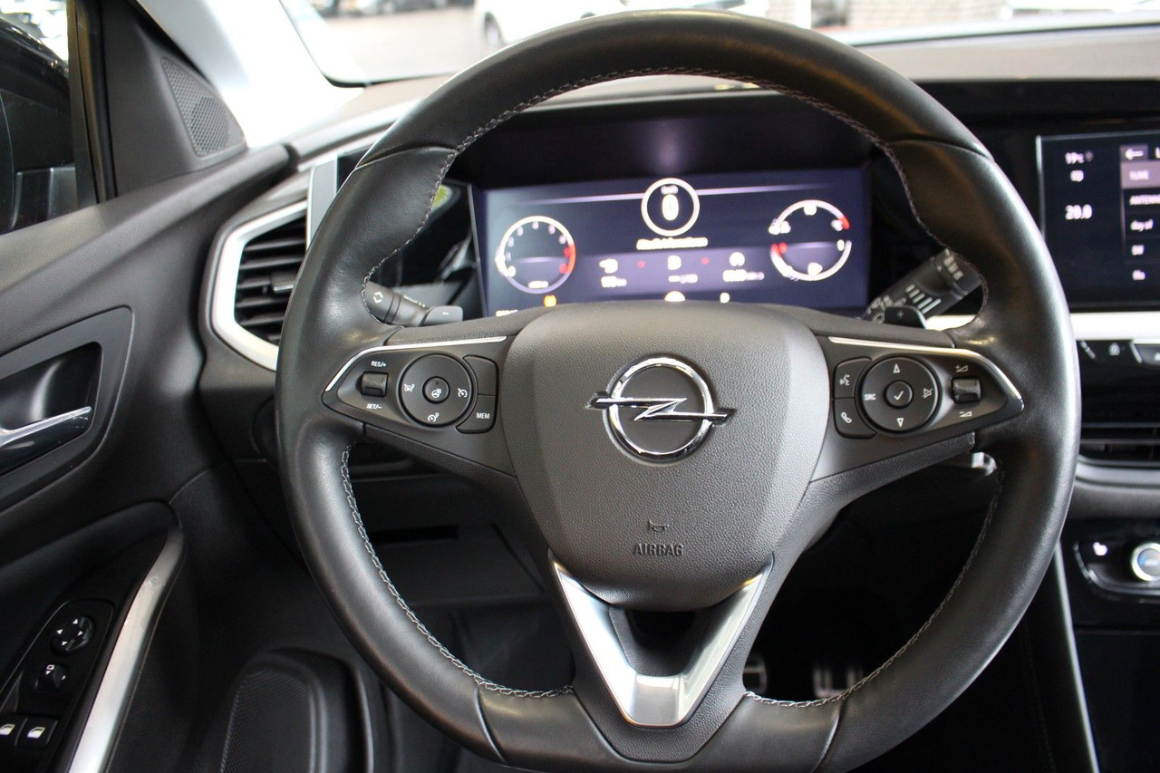 SUV/ Geländewagen Opel Grandland  GS Line Navi Kamera LED Sitzheizung: das Bild 12
