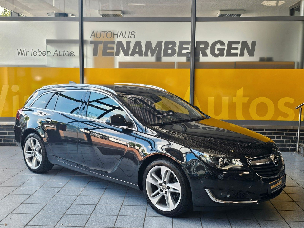 Opel Insignia A Business Innovation AHK ACC Leder Nav - Kombi: das Bild 1 Opel Insignia A Business Innovation AHK ACC Leder Nav - Kombi: das Bild 1