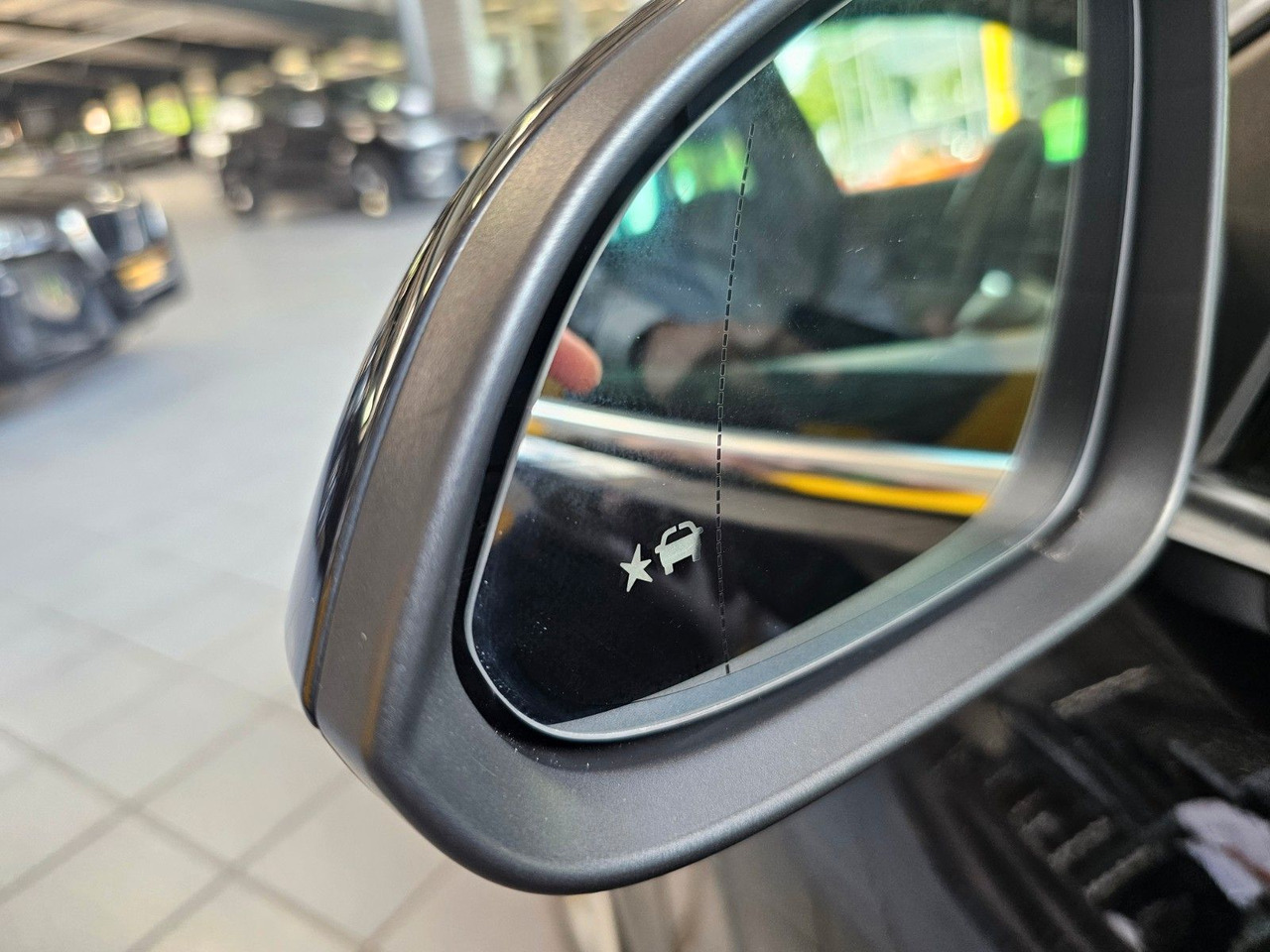 Opel Insignia A Business Innovation AHK ACC Leder Nav - Kombi: das Bild 5 Opel Insignia A Business Innovation AHK ACC Leder Nav - Kombi: das Bild 5