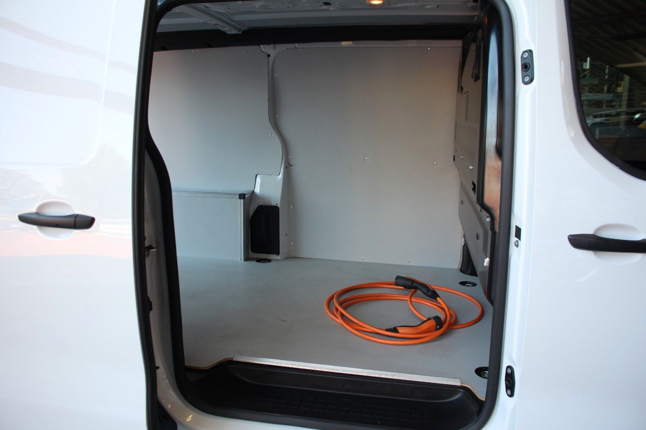Leasing für  Opel Vivaro Kasten -e  L3 75 kWh Holzverkleidung PDC Opel Vivaro Kasten -e  L3 75 kWh Holzverkleidung PDC: das Bild 13