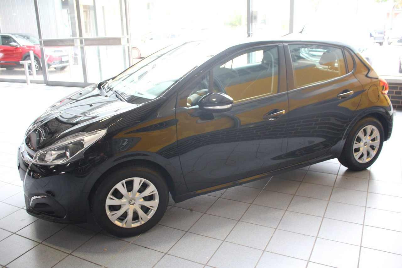 Peugeot 208 Active Klima PDC Sitzheizung Bluetooth - Limousine: das Bild 5 Peugeot 208 Active Klima PDC Sitzheizung Bluetooth - Limousine: das Bild 5