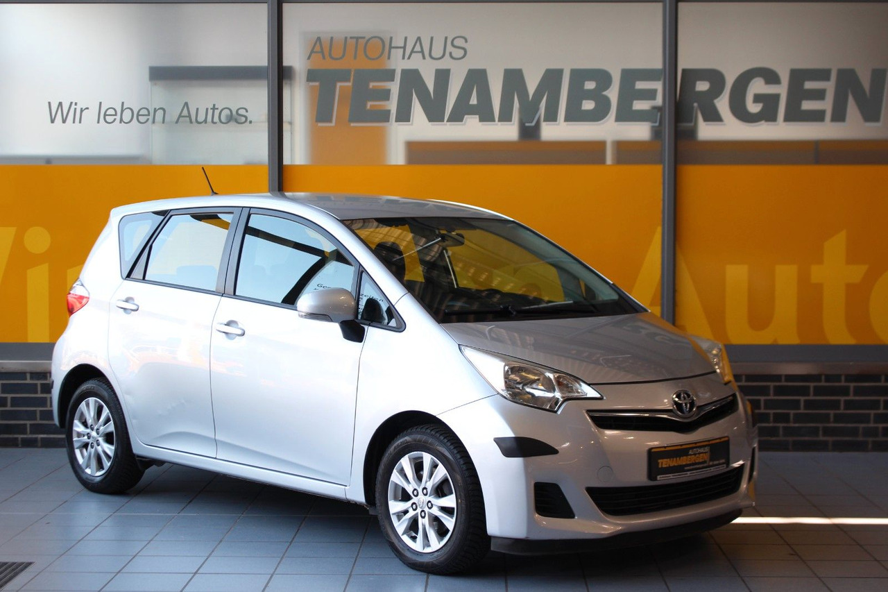 Toyota Verso-S Life Klima ZV Allwetter Kamera AHK - Personentransporter: das Bild 1 Toyota Verso-S Life Klima ZV Allwetter Kamera AHK - Personentransporter: das Bild 1