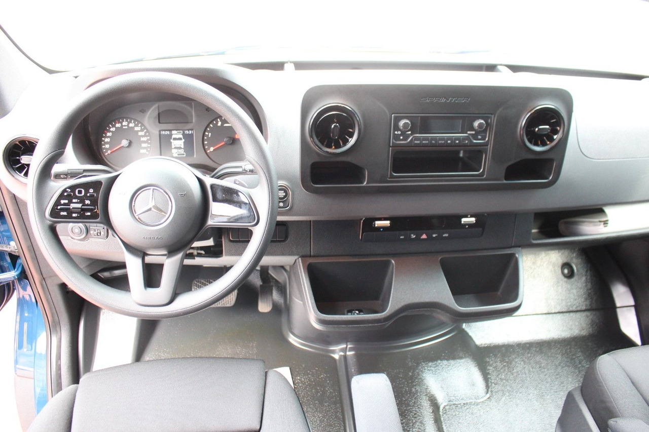 Transporter Mercedes-Benz Sprinter III Pritsche DoKa SHZ  Freisprech DAB: das Bild 10