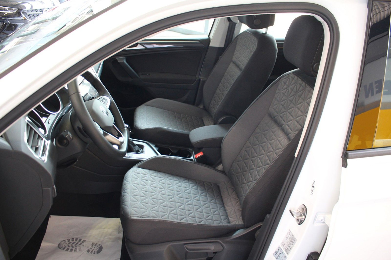 SUV/ Geländewagen Volkswagen Tiguan Life DSG LED Kamera Navi AHK ACC: das Bild 14