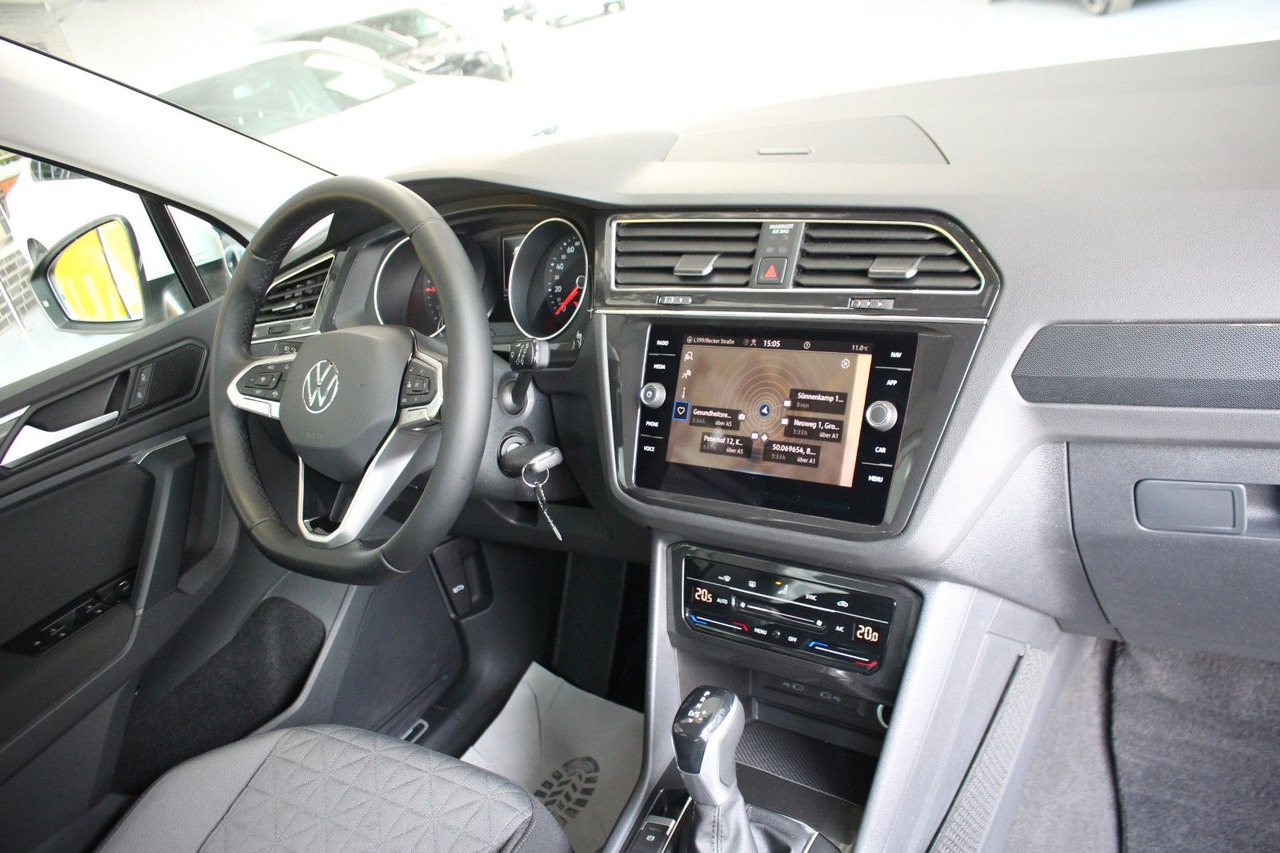 SUV/ Geländewagen Volkswagen Tiguan Life DSG LED Kamera Navi AHK ACC: das Bild 9