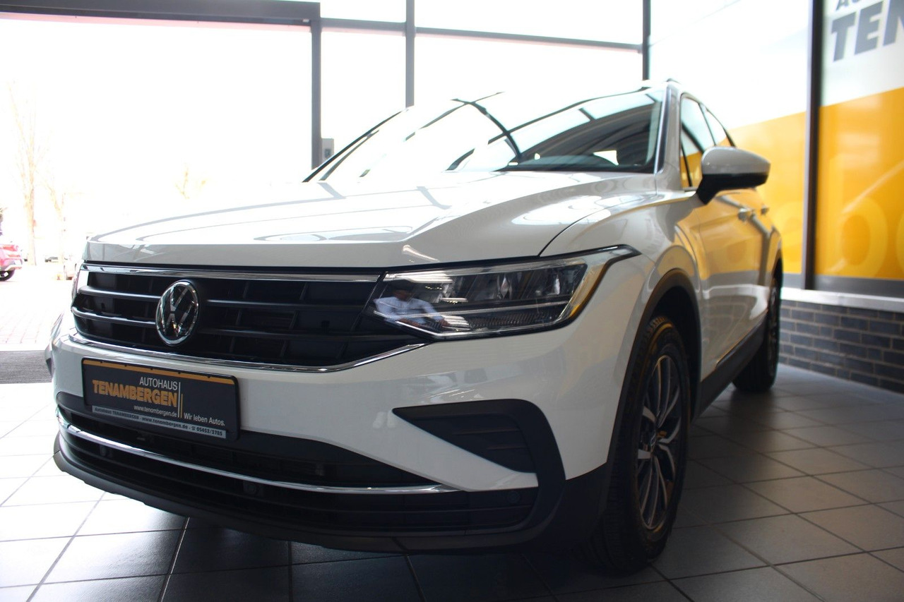 Volkswagen Tiguan Life DSG LED Kamera Navi AHK ACC - SUV/ Geländewagen: das Bild 5 Volkswagen Tiguan Life DSG LED Kamera Navi AHK ACC - SUV/ Geländewagen: das Bild 5