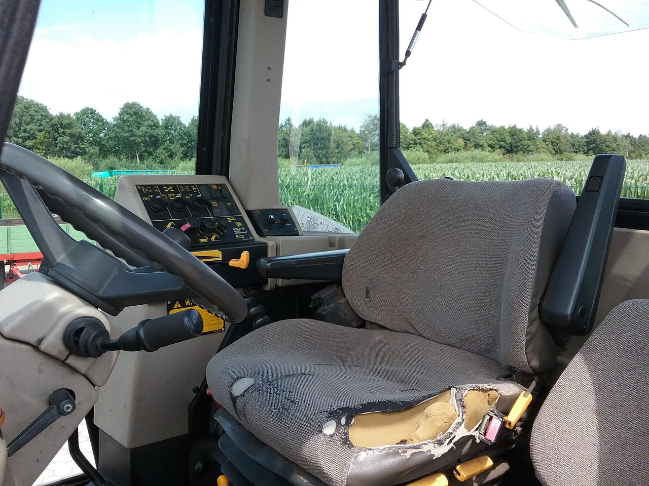 JCB Fastrac 2115 - Traktor: das Bild 4 JCB Fastrac 2115 - Traktor: das Bild 4