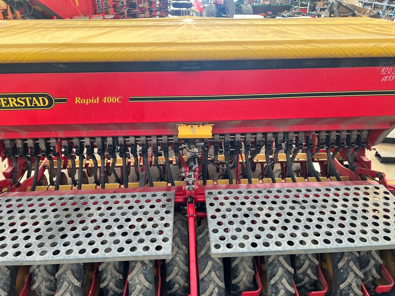 Vaderstad Rapid RD 400C - Sämaschine: das Bild 4 Vaderstad Rapid RD 400C - Sämaschine: das Bild 4
